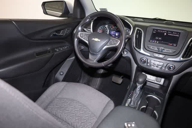 Thumbnail: 2022 Chevrolet Equinox - 21