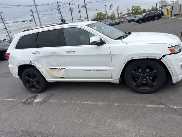 Thumbnail: 2015 Jeep Grand Cherokee - 16
