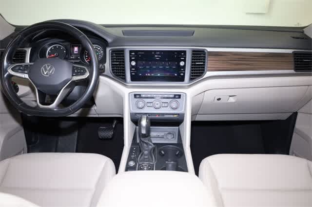 Thumbnail: 2021 Volkswagen Atlas - 17