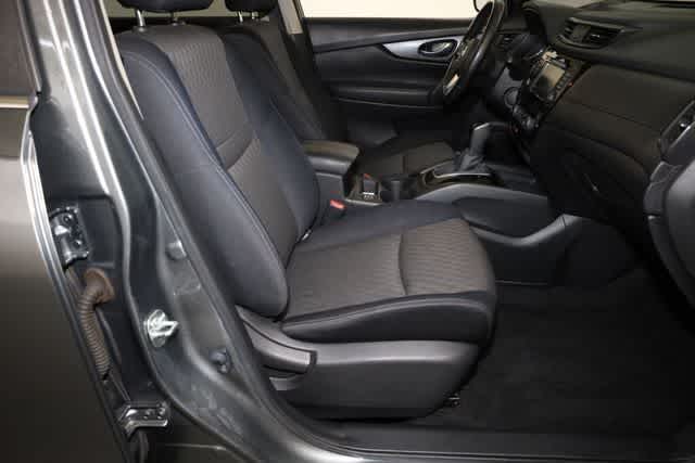 Thumbnail: 2018 Nissan Rogue - 20