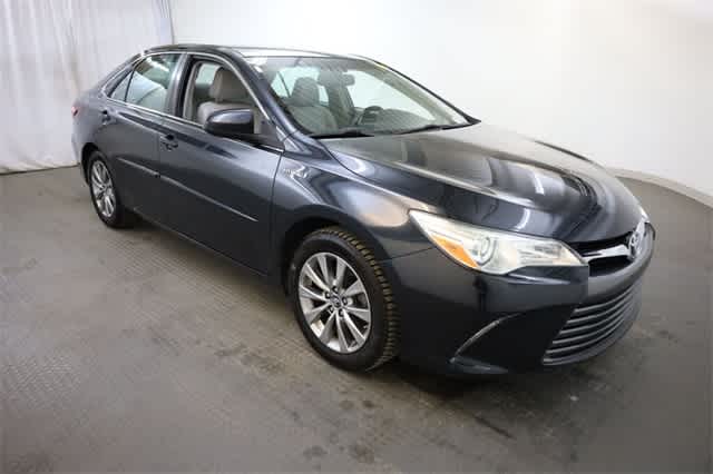 Thumbnail: 2016 Toyota Camry - 10