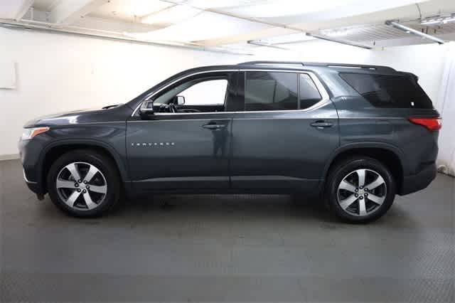 Thumbnail: 2020 Chevrolet Traverse - 3