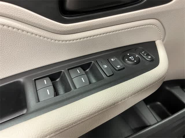 Thumbnail: 2025 Honda Odyssey - 14
