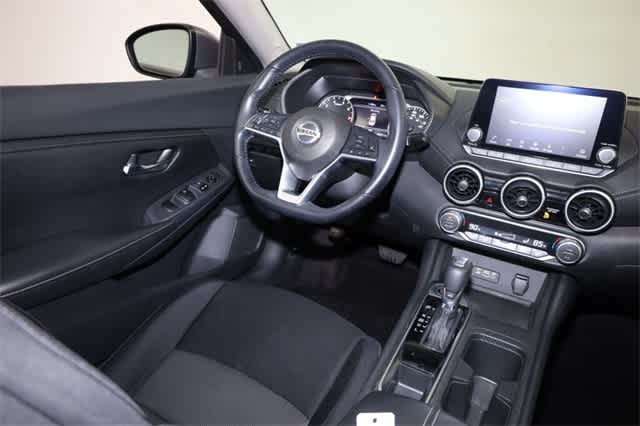 Thumbnail: 2020 Nissan Sentra - 16