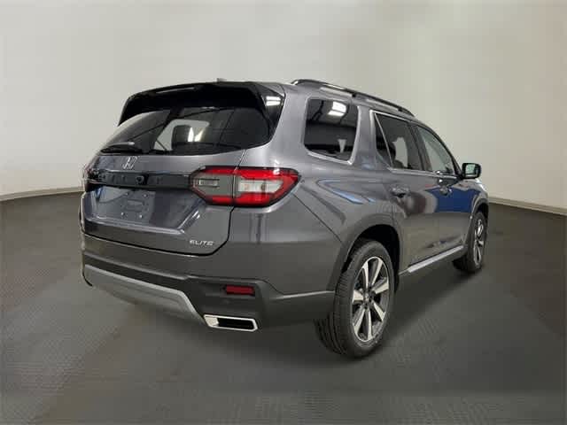 Thumbnail: 2025 Honda Pilot - 8