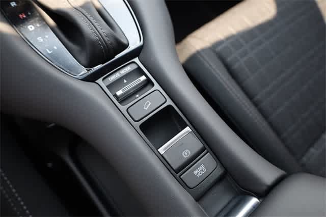 Thumbnail: 2026 Honda HR-V - 22