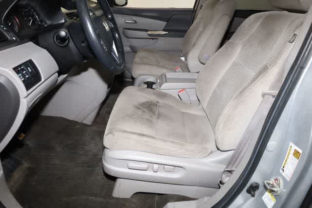 Thumbnail: 2012 Honda Odyssey - 15