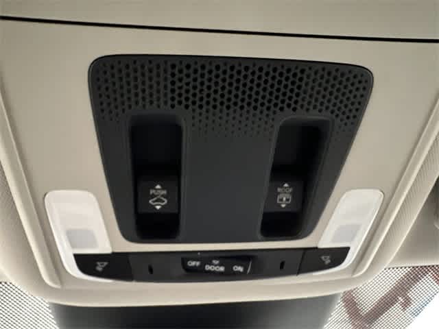 Thumbnail: 2025 Honda Pilot - 23