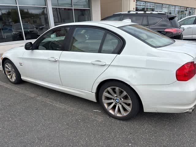 Thumbnail: 2011 BMW 3 Series - 5