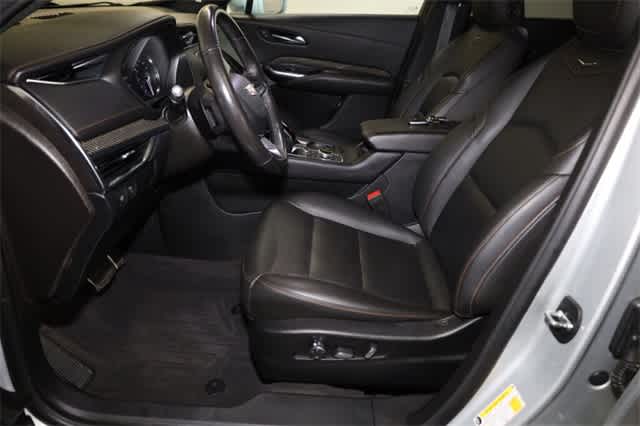 Thumbnail: 2020 Cadillac XT4 - 15