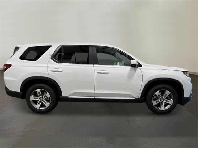 2025 Honda Pilot EX-L 8