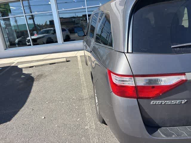 Thumbnail: 2013 Honda Odyssey - 16