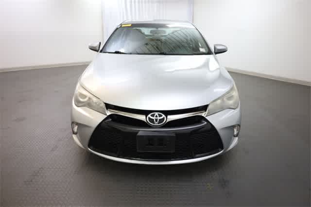 Thumbnail: 2016 Toyota Camry - 12