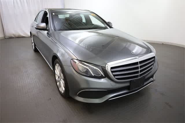 Thumbnail: 2017 Mercedes-Benz E-Class - 11
