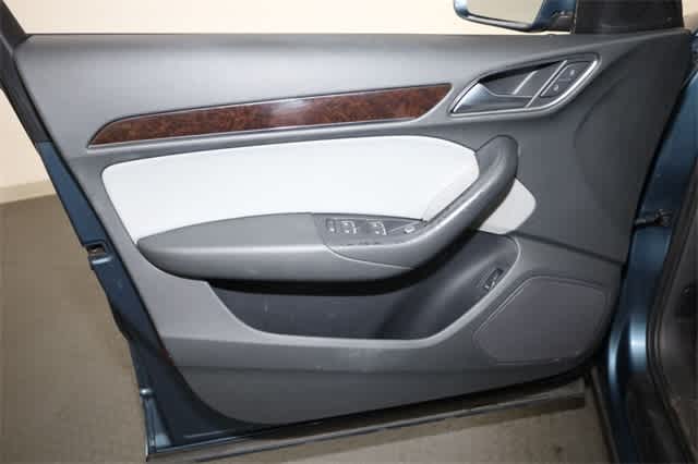 Thumbnail: 2016 Audi Q3 - 13