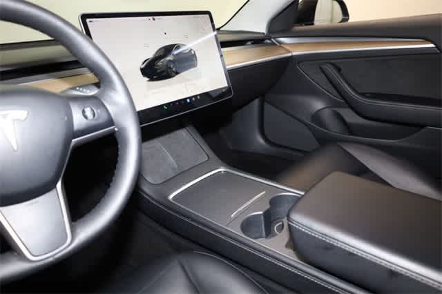 Thumbnail: 2022 Tesla Model 3 - 23