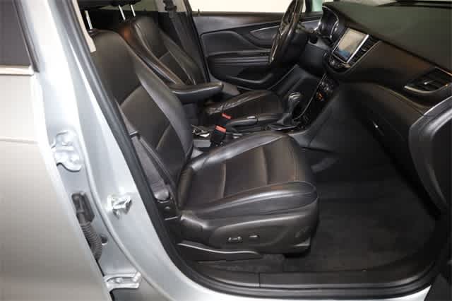 Thumbnail: 2018 Buick Encore - 20