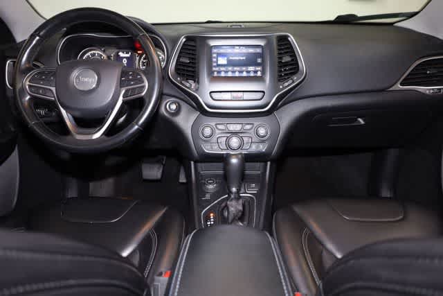 Thumbnail: 2019 Jeep Cherokee - 23