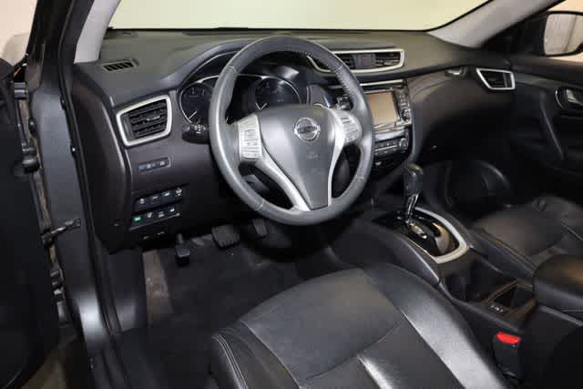 Thumbnail: 2015 Nissan Rogue - 14