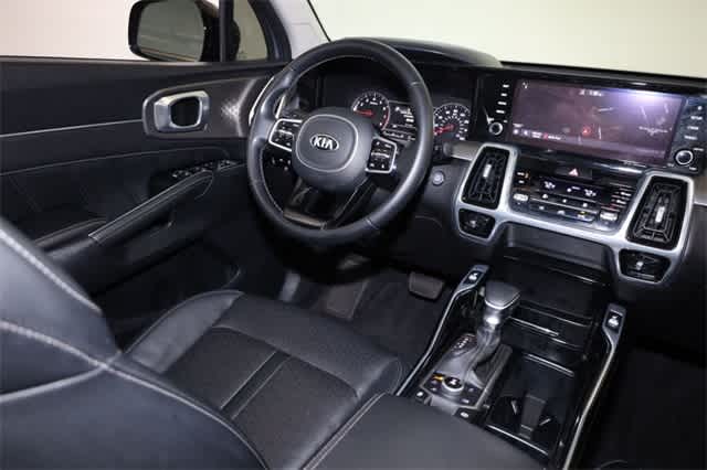 Thumbnail: 2021 Kia Sorento - 16