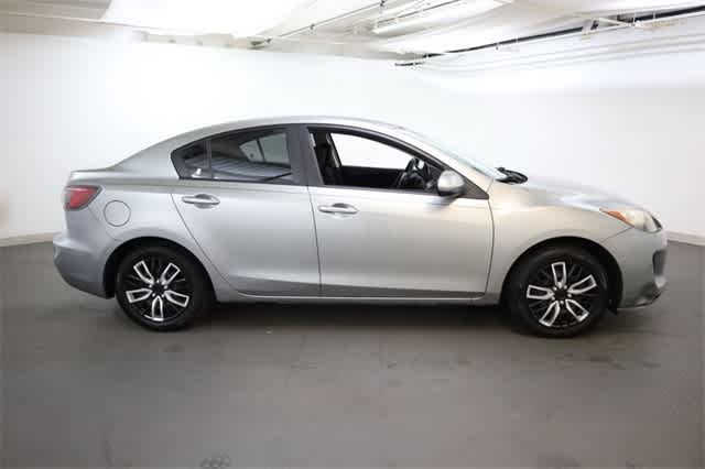 Thumbnail: 2012 Mazda Mazda3 - 9