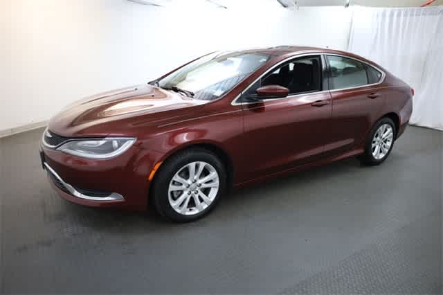 Thumbnail: 2016 Chrysler 200 - 3