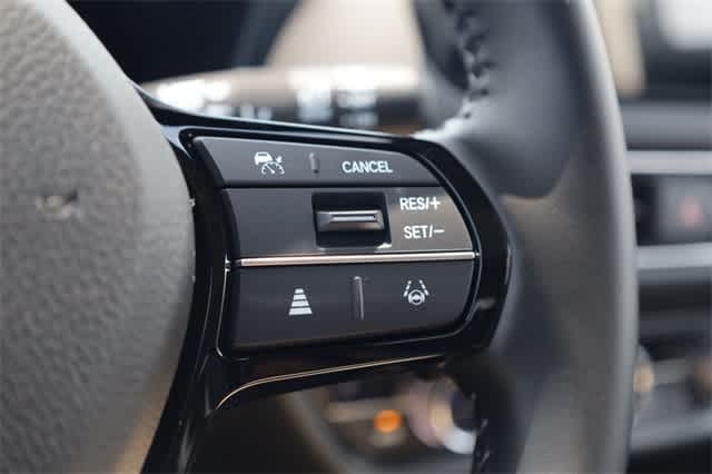 2026 Honda HR-V EX-L 12