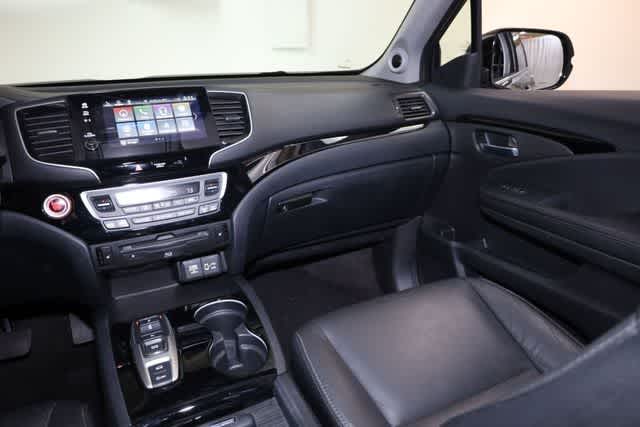 Thumbnail: 2020 Honda Pilot - 18