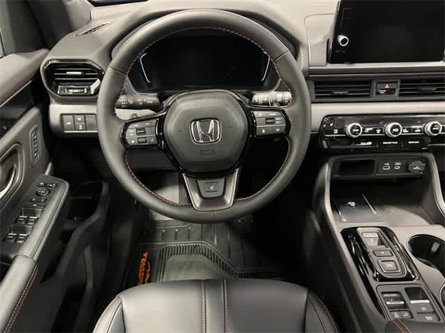Thumbnail: 2025 Honda Pilot - 15