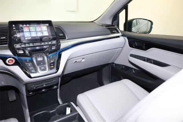 Thumbnail: 2022 Honda Odyssey - 18