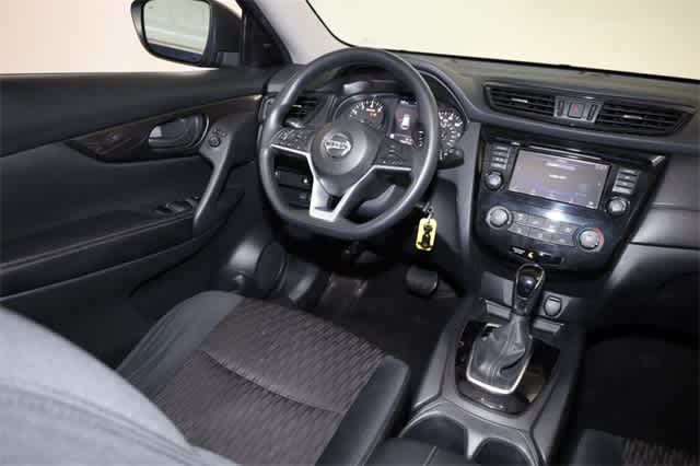 Thumbnail: 2019 Nissan Rogue - 16