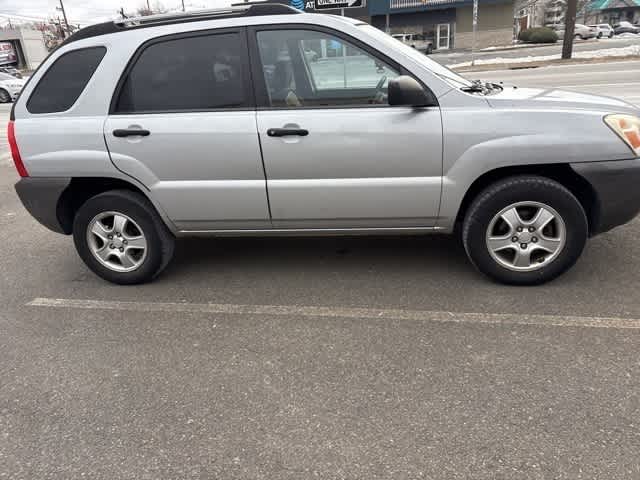 Thumbnail: 2008 Kia Sportage - 8
