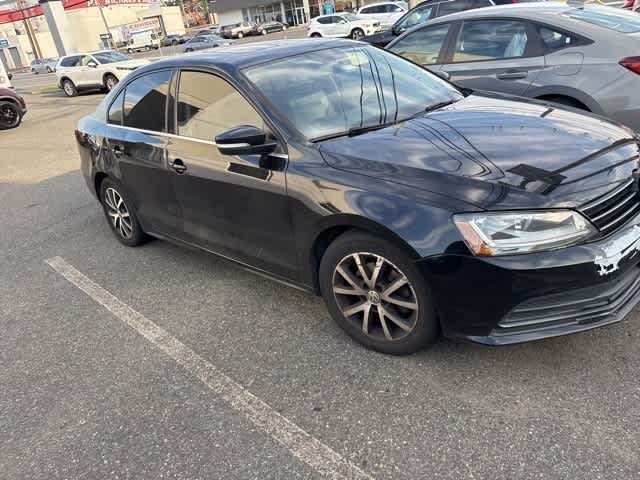 Thumbnail: 2017 Volkswagen Jetta - 7