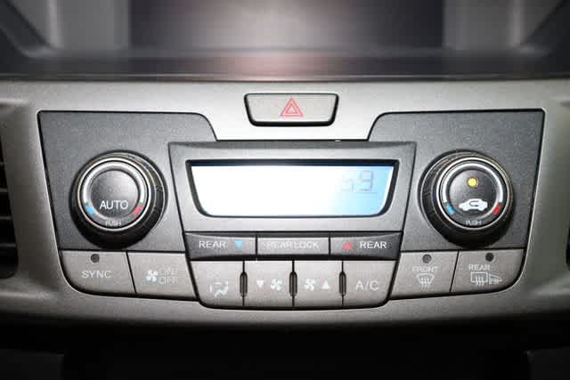 Thumbnail: 2012 Honda Odyssey - 24