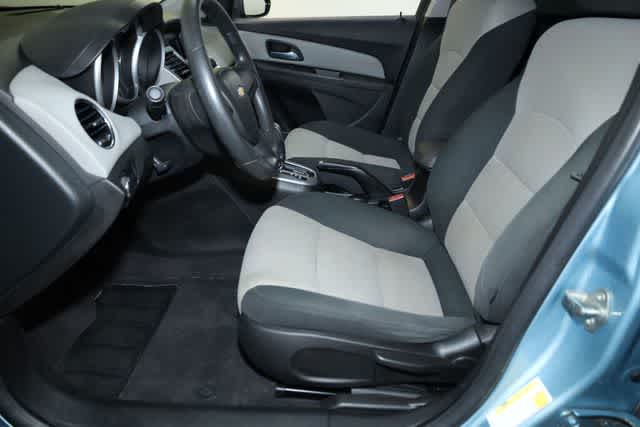 Thumbnail: 2012 Chevrolet Cruze - 15