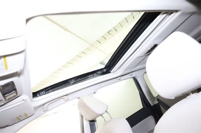 Thumbnail: 2016 Subaru Forester - 27