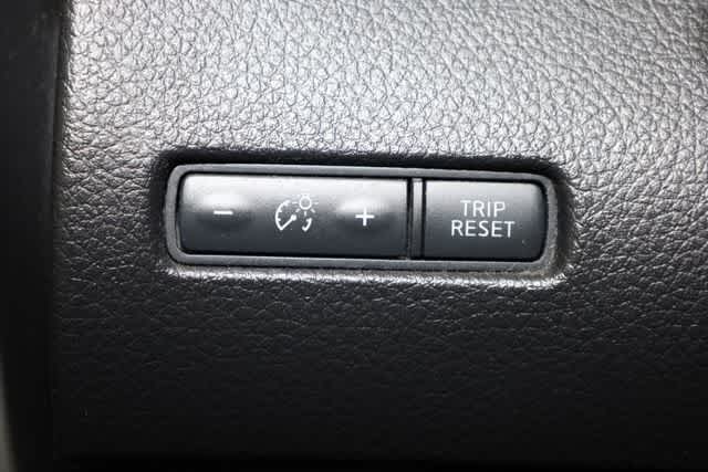 Thumbnail: 2016 Nissan Rogue - 19