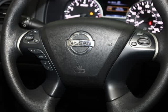 Thumbnail: 2020 Nissan Pathfinder - 33