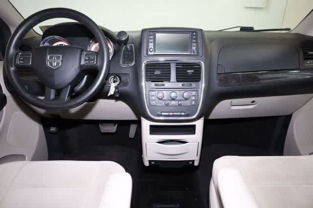 Thumbnail: 2015 Dodge Grand Caravan - 17