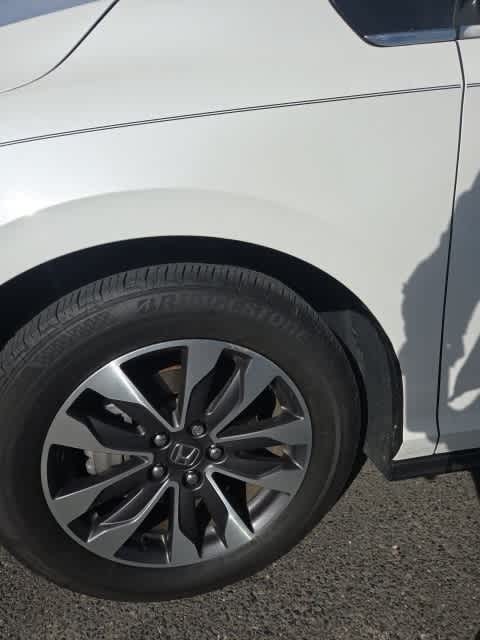 Thumbnail: 2023 Honda Odyssey - 22