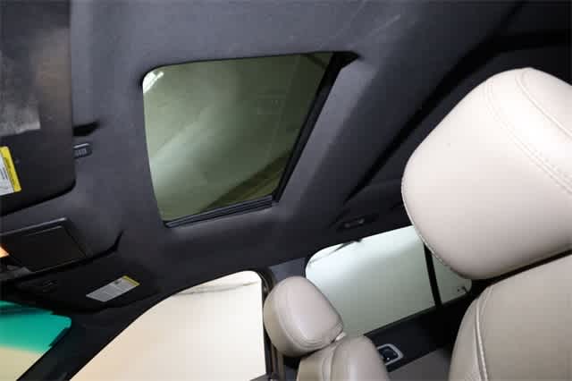 Thumbnail: 2014 Ford Explorer - 27