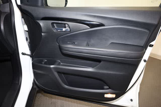 Thumbnail: 2021 Honda Passport - 22