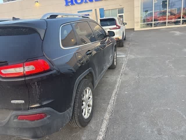 Thumbnail: 2015 Jeep Cherokee - 12