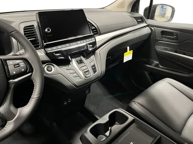 Thumbnail: 2026 Honda Odyssey - 17