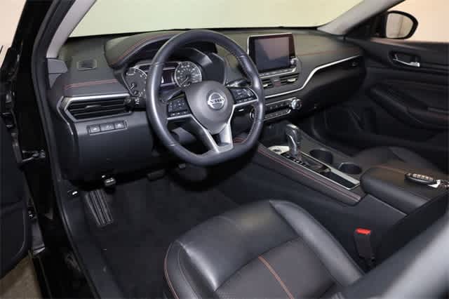 Thumbnail: 2020 Nissan Altima - 14