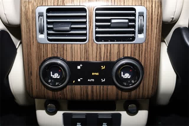Thumbnail: 2019 Land Rover Range Rover - 37