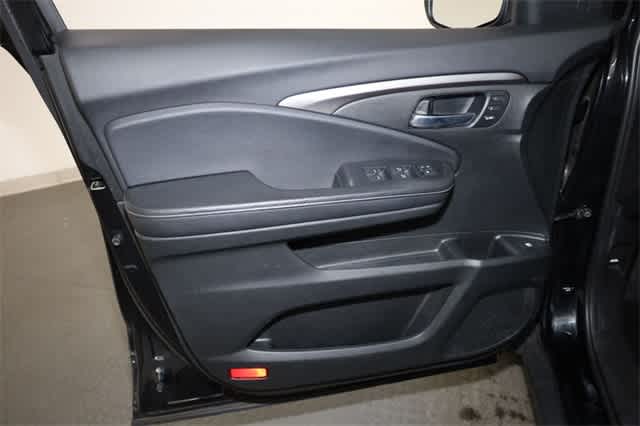 Thumbnail: 2021 Honda Ridgeline - 13