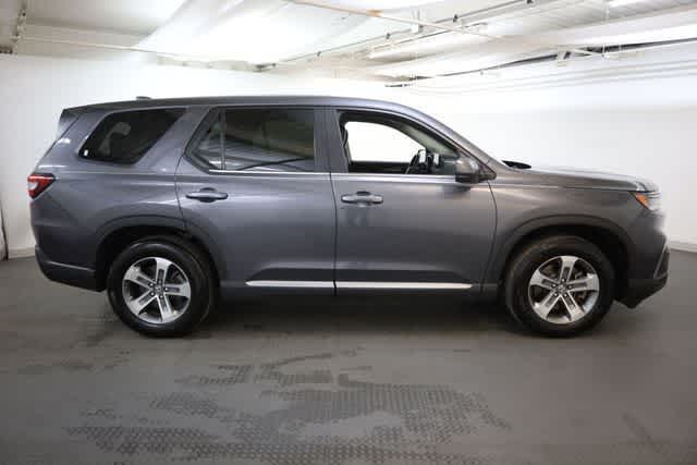 Thumbnail: 2024 Honda Pilot - 9