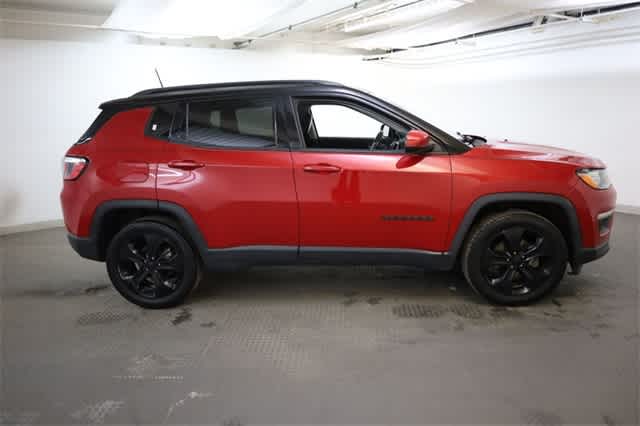 Thumbnail: 2019 Jeep Compass - 9