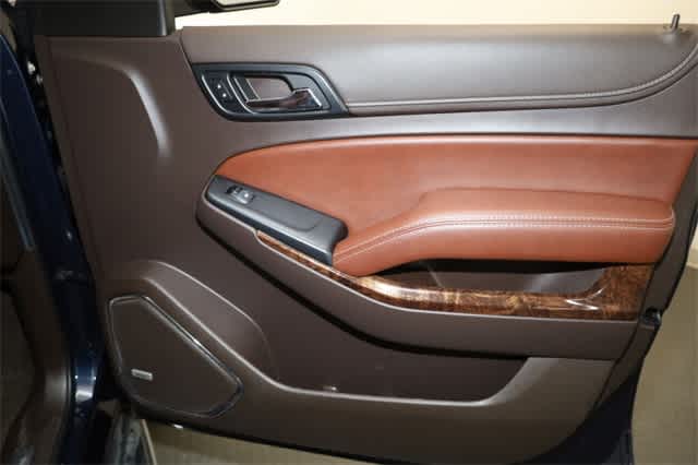 Thumbnail: 2019 Chevrolet Tahoe - 23